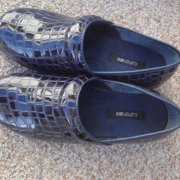 Cushionaire Clogs--Slip On -- Blue Clogs Size 8.5 - Picture 3 of 10